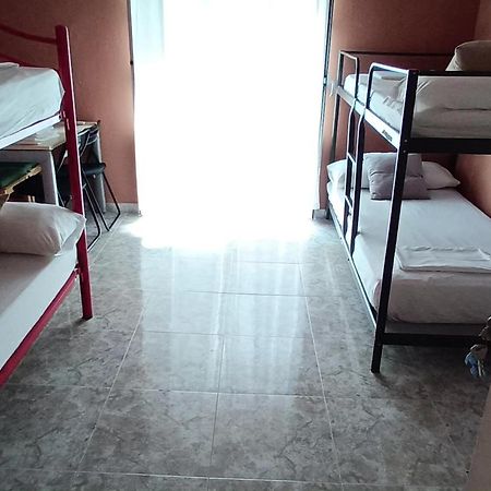 La Maestranza Apartment Rooms Sevilla Exterior foto